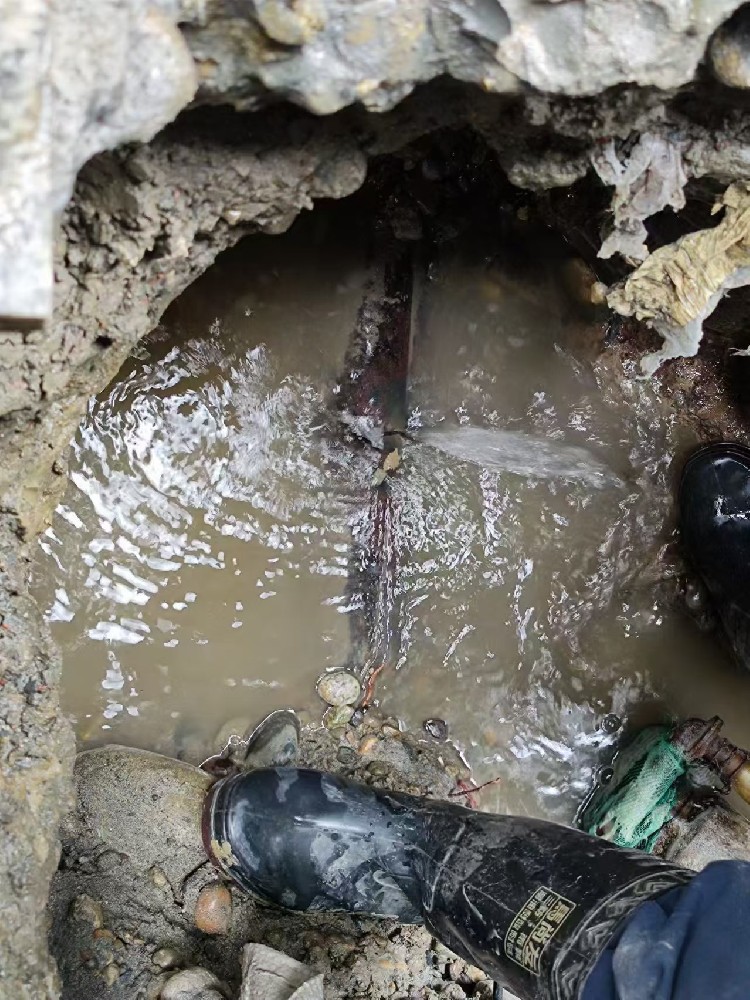 米林小区水管漏水检测维修